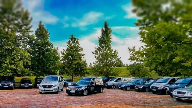 Flota de vehículos de Drnda